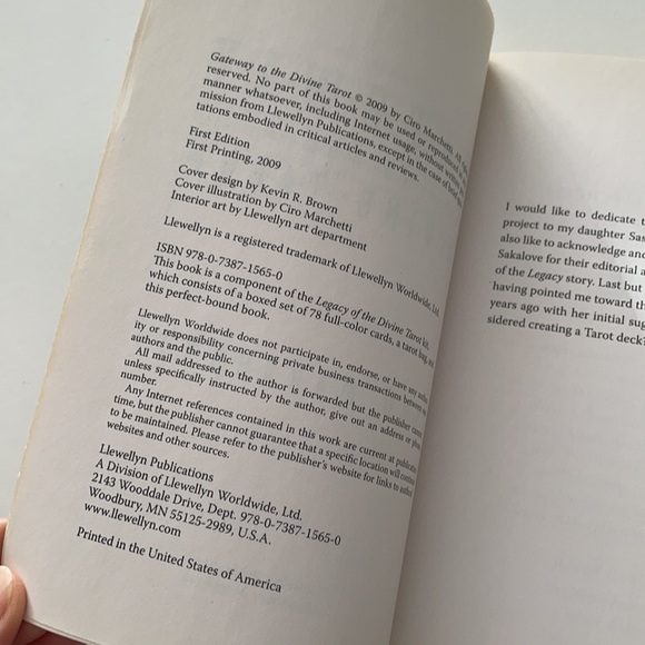 Gateway to the Divine Tarot Book - Picture 4 of 6